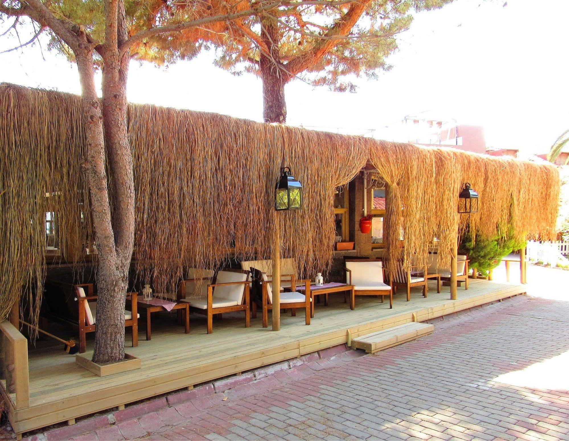 Assos Hunters Hotel (Adults Only) Экстерьер фото
