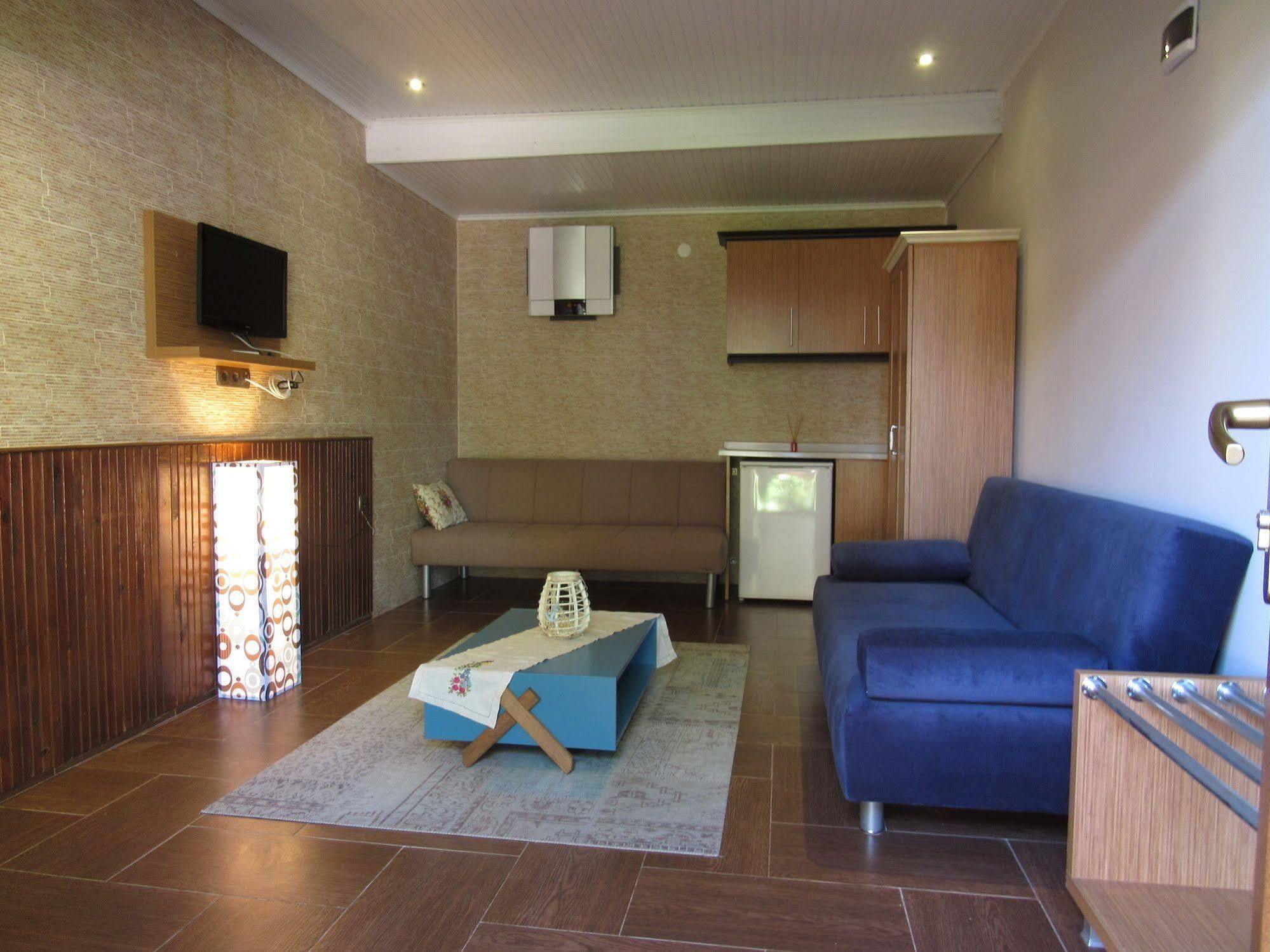 Assos Hunters Hotel (Adults Only) Экстерьер фото