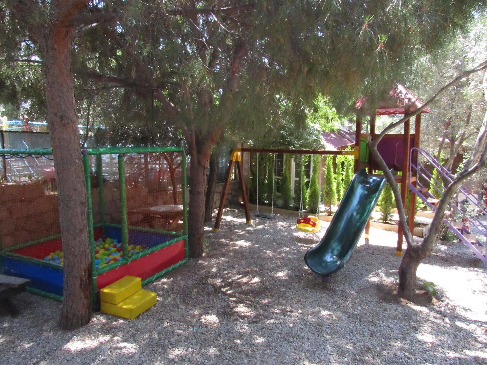 Assos Hunters Hotel (Adults Only) Экстерьер фото