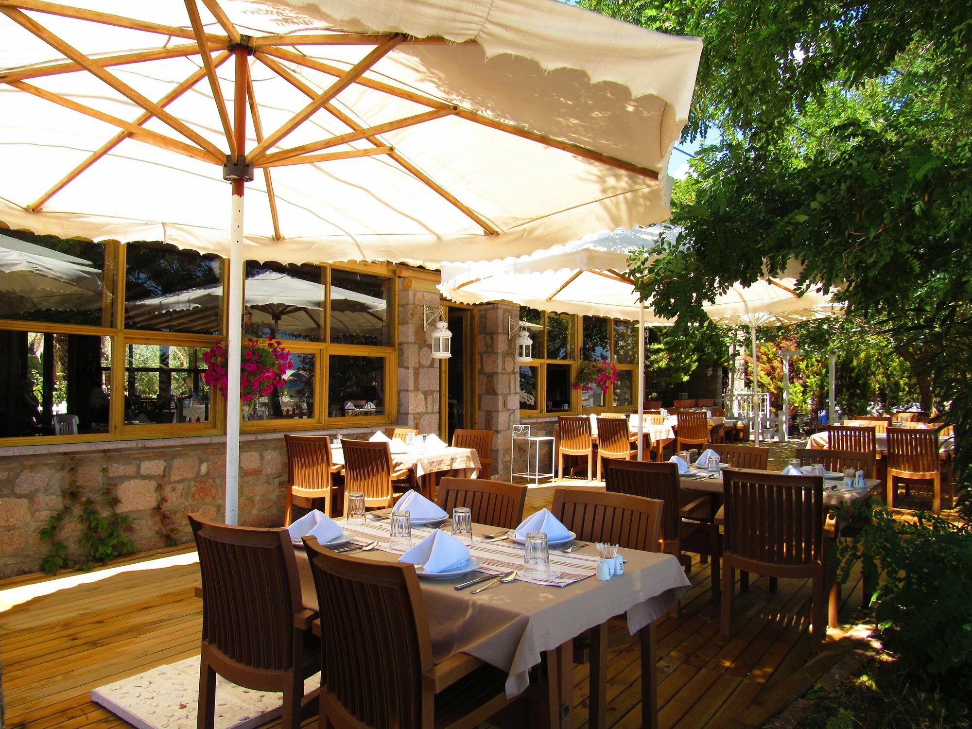 Assos Hunters Hotel (Adults Only) Экстерьер фото