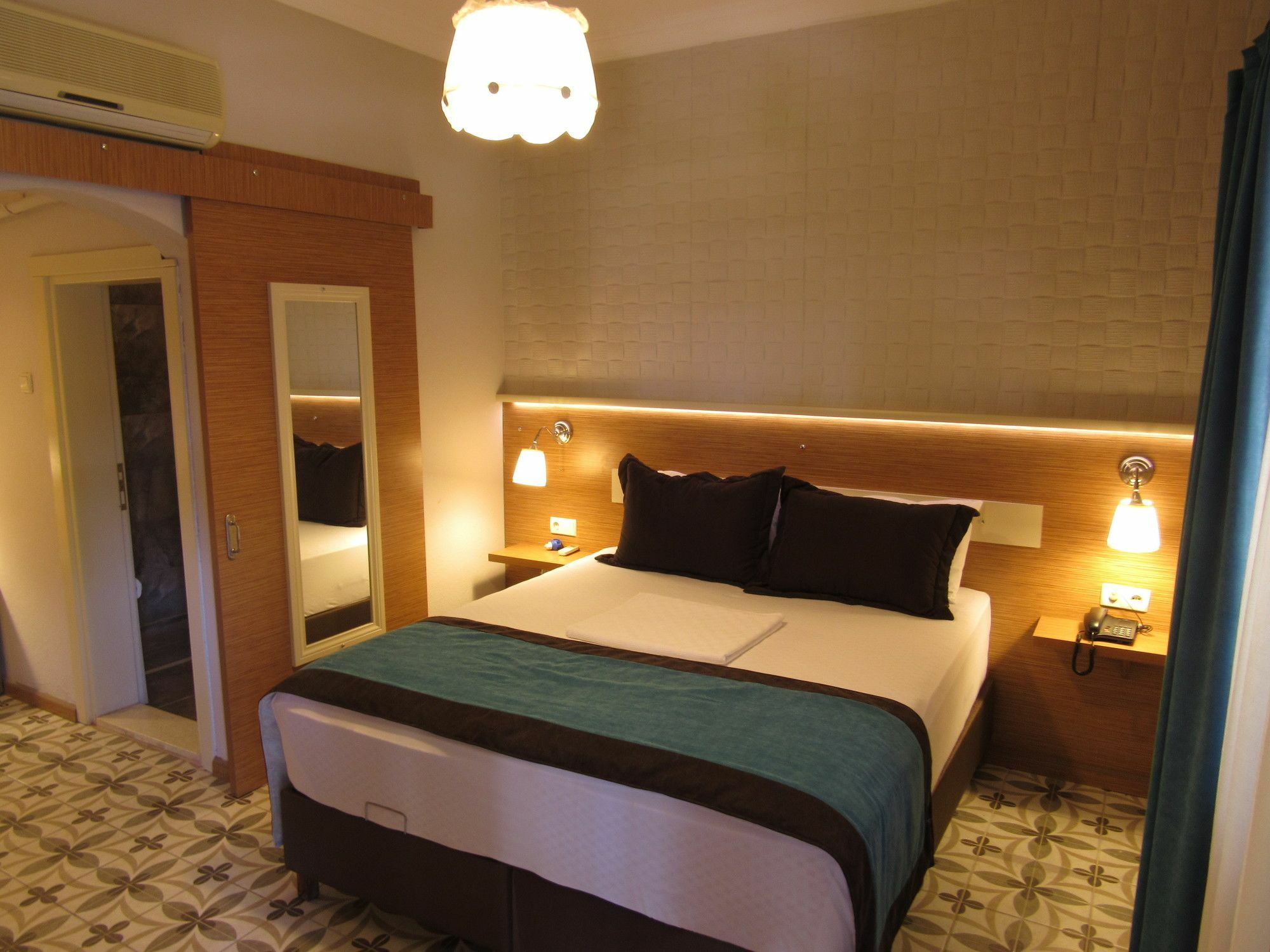 Assos Hunters Hotel (Adults Only) Экстерьер фото